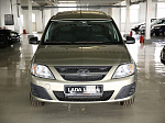 Lada () Largus 1,6 